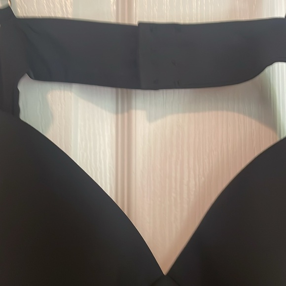 BCBGMaxAzria B/ White Maxi Dress 6 Prom/ Ball - Picture 3 of 16